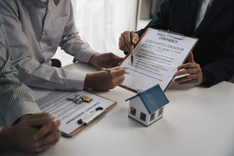 Borrower signing paperwork for non-QM loans in Florida